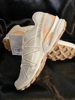❗️ SALOMON UNISEX  Trail Running Sneakers - VANILLA ICE ❗️NEW